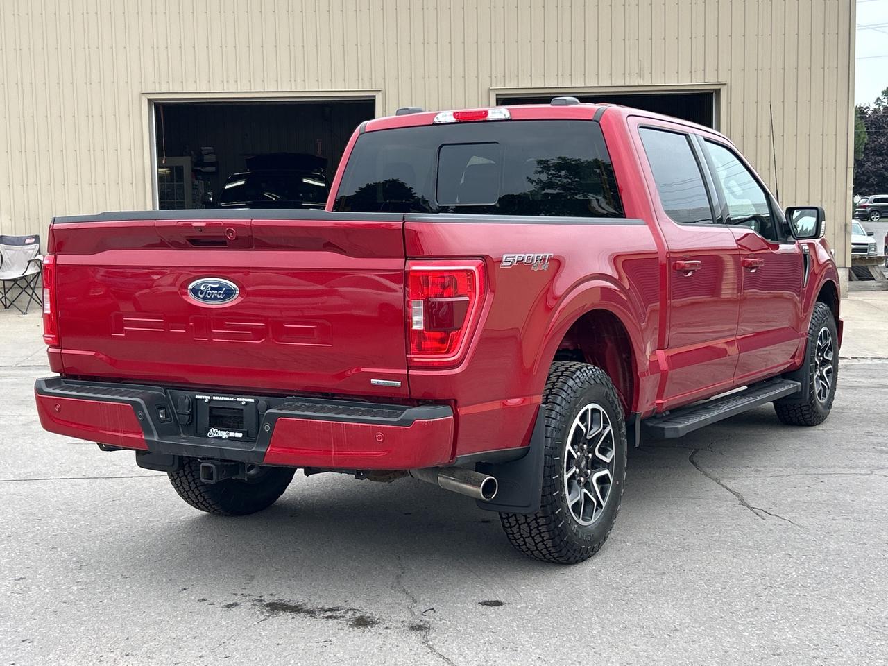 2022 Ford F-150 SPORT 4x4 3.5L  CALL NAPANEE 613-354-2100 Photo