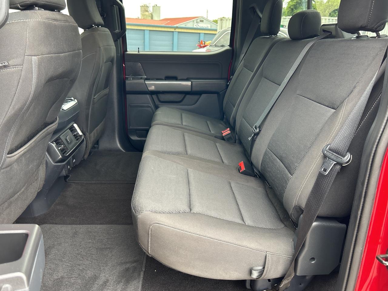 2022 Ford F-150 SPORT 4x4 3.5L  CALL NAPANEE 613-354-2100 Photo