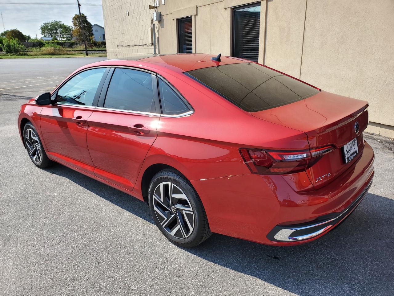 2022 Volkswagen Jetta Highline NAVI/LEATHER/PANO ROOF  CALL BELLEVILLE Photo