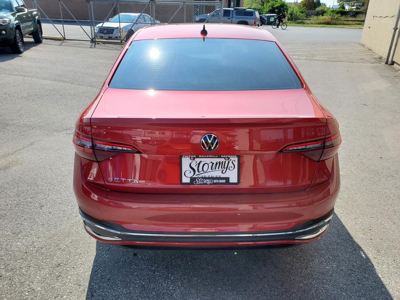 2022 Volkswagen Jetta Highline NAVI/LEATHER/PANO ROOF  CALL BELLEVILLE Photo