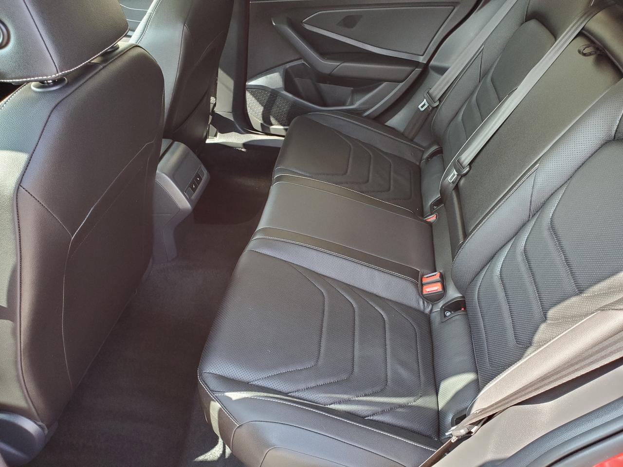 2022 Volkswagen Jetta Highline NAVI/LEATHER/PANO ROOF  CALL BELLEVILLE Photo