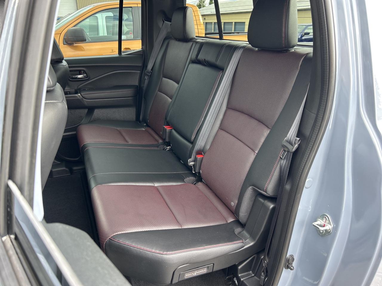 2022 Honda Ridgeline Black Edition FULLY LOADED!! CALL NAPANEE 66K KM'S Photo