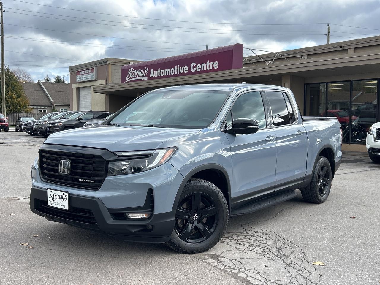 2022 Honda Ridgeline Black Edition FULLY LOADED!! CALL BELLEVILLE 66KM! Photo