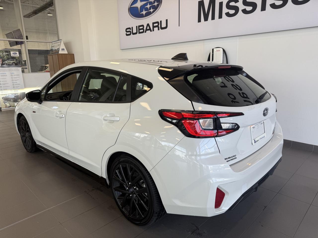 2024 Subaru Impreza RS   1 OWNER   SUNROOF   APPLE CARPLAY  PUSH START Photo4