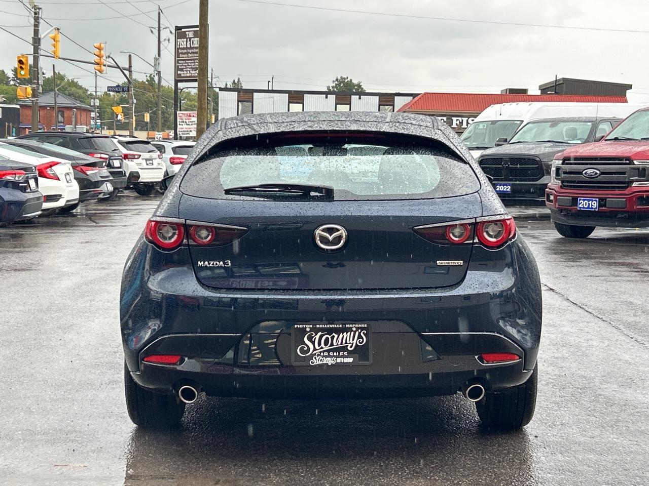 2025 Mazda Mazda3 Sport GS SPORT HATCH/AUTO *CALL BELLEVILLE 613-961-8848 Photo4