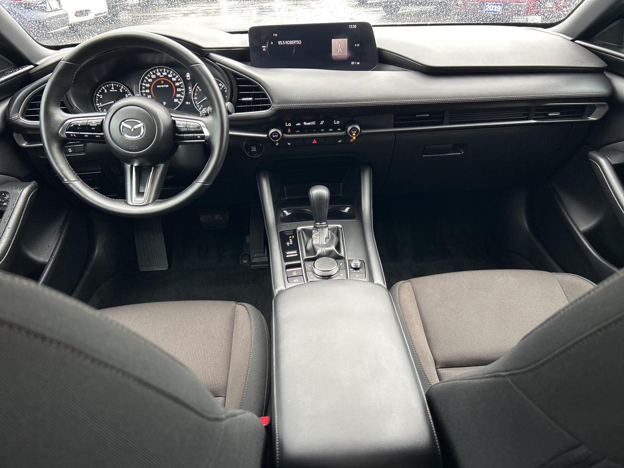 2025 Mazda Mazda3 Sport GS SPORT HATCH/AUTO *CALL BELLEVILLE 613-961-8848 Photo