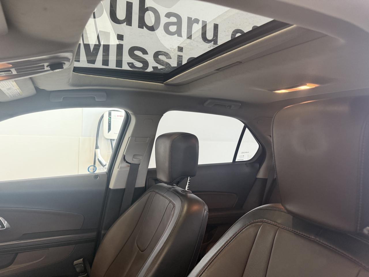 2014 Chevrolet Equinox LTZ   ONE OWNER   2 SETS OF TIRES/RIMS   LOW KM! Photo