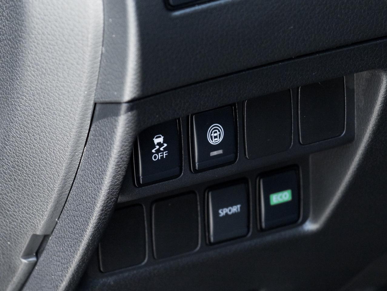 2022 Nissan Qashqai FWD S CVT   CAMERA  ALLOY WHEELS Photo