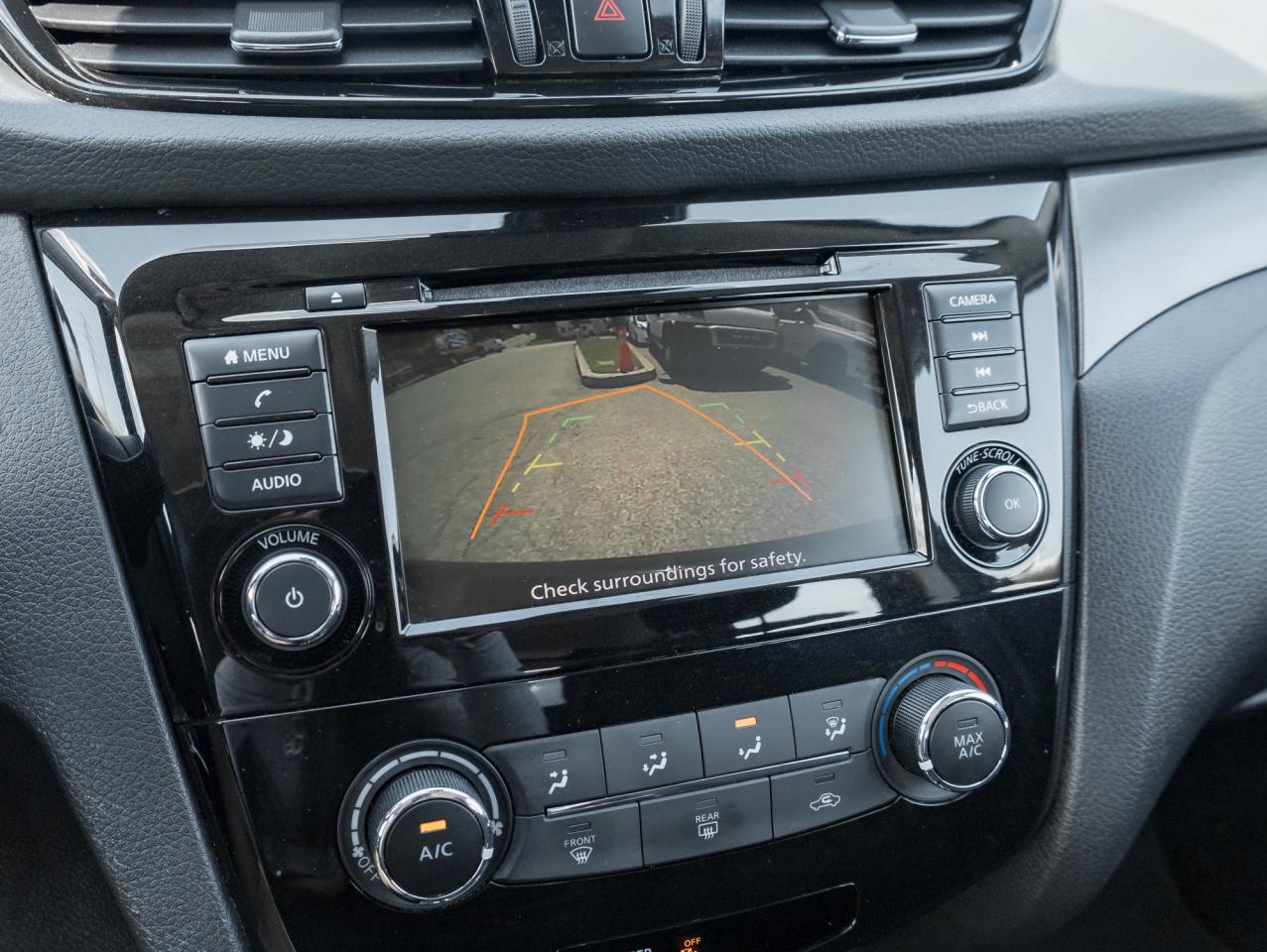 2022 Nissan Qashqai FWD S CVT   CAMERA  ALLOY WHEELS Photo