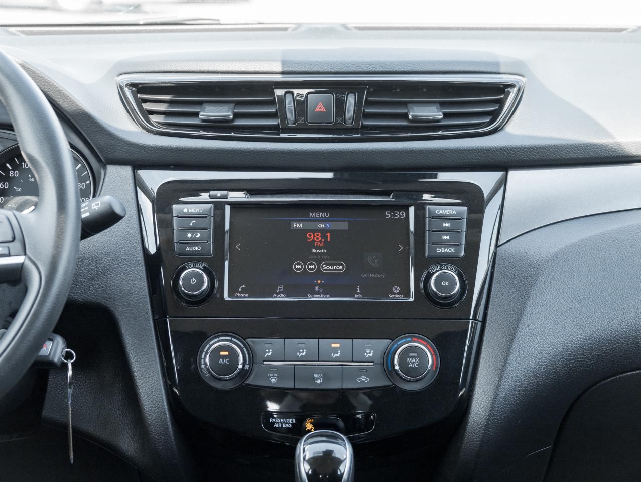 2022 Nissan Qashqai FWD S CVT   CAMERA  ALLOY WHEELS Photo