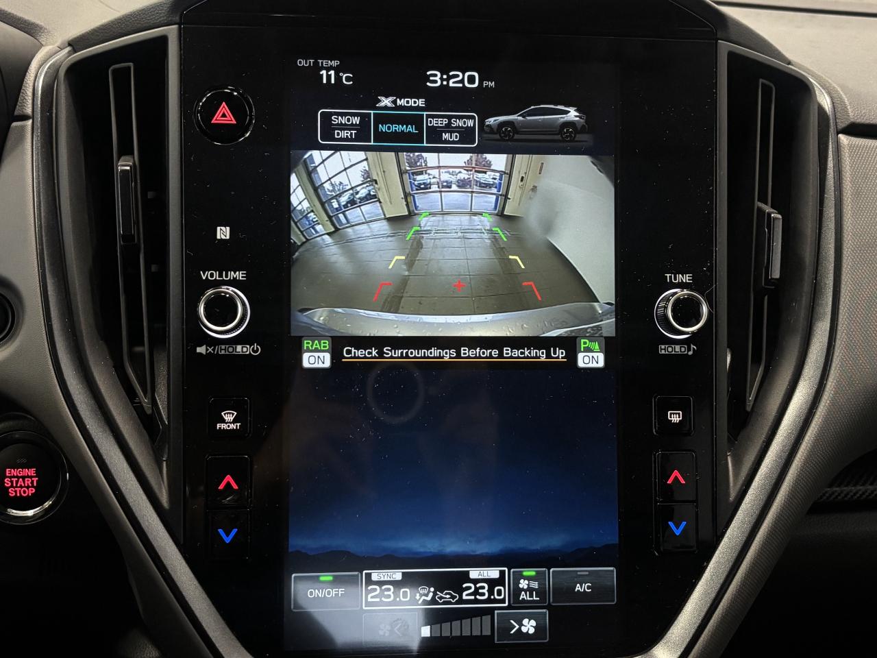 2025 Subaru Crosstrek LIMITED   DEALER DEMO   CLEAN CARFAX  NAVI SUNROOF Photo