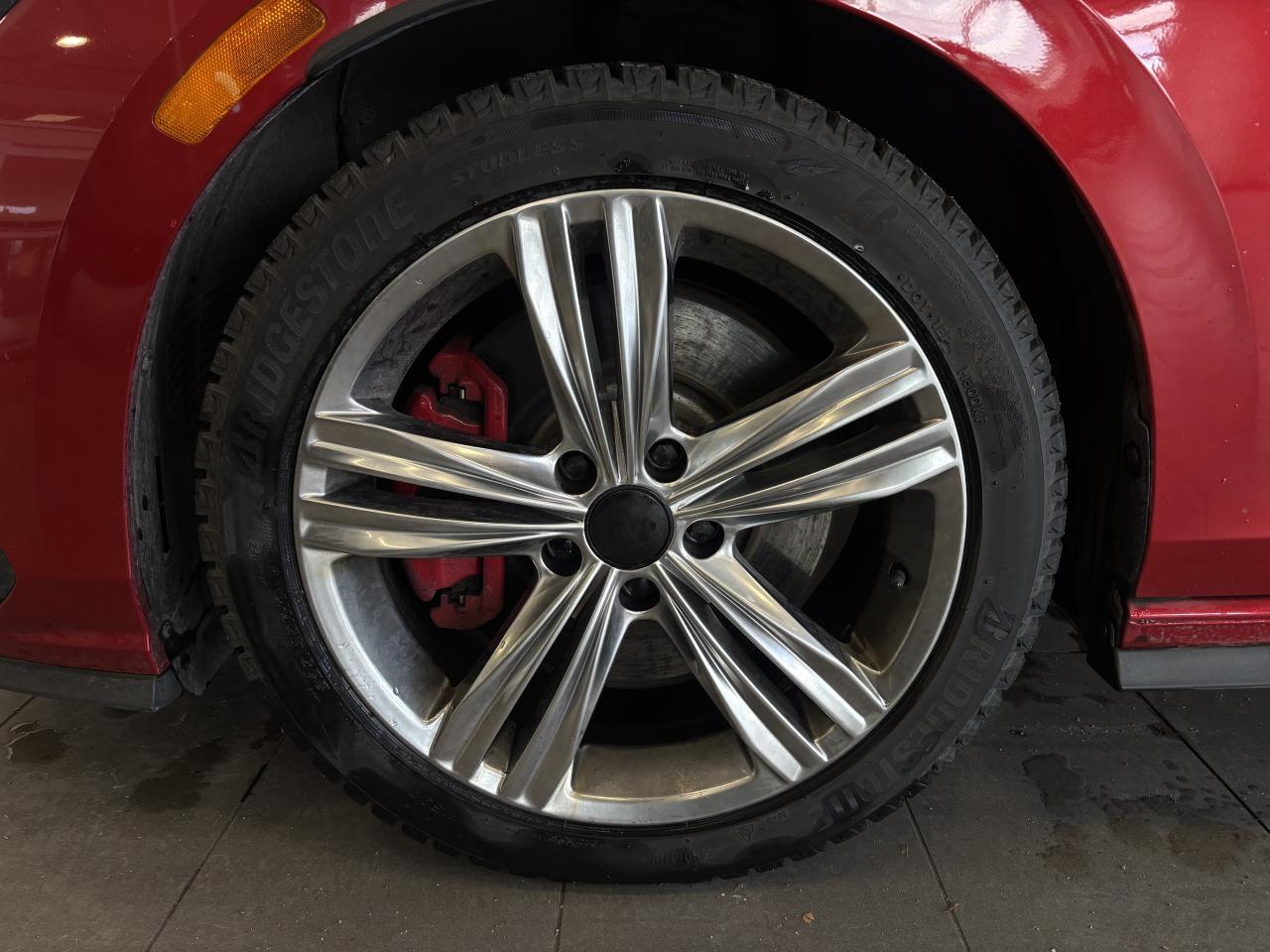 2022 Volkswagen Golf GTI AUTOBAHN!   2 SETS OF TIRES/RIMS   CLEAN CARFAX Photo