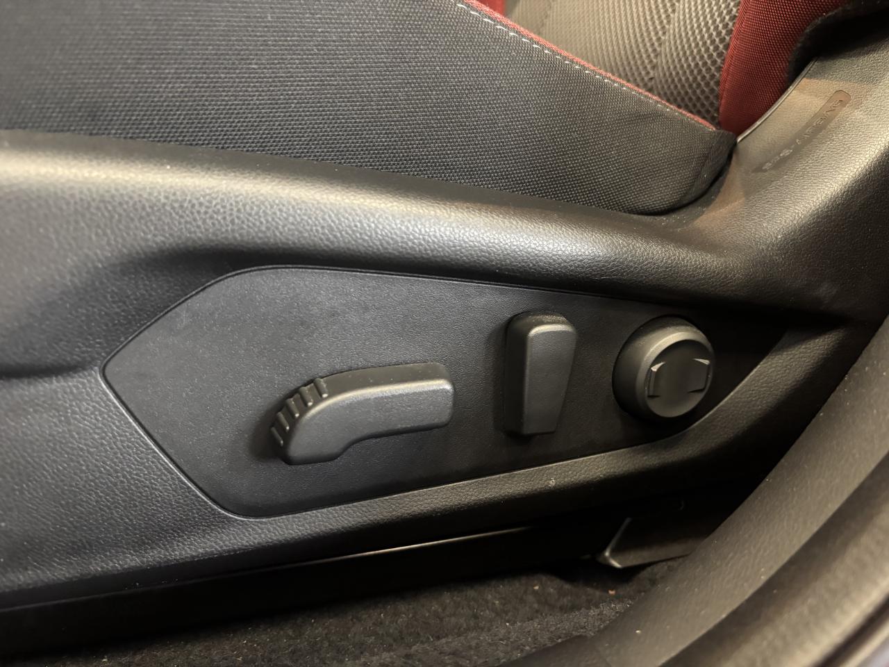 2024 Subaru Impreza RS   1 OWNER   SUNROOF   APPLE CARPLAY  PUSH START Photo