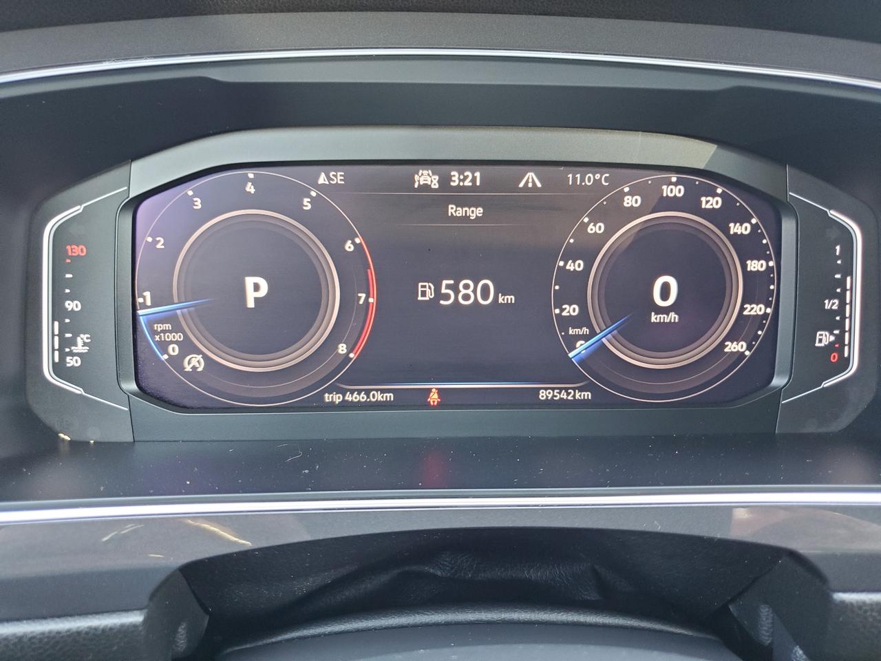 2022 Volkswagen Tiguan Comfortline R-Line Black Edition  **CALL NAPANEE Photo