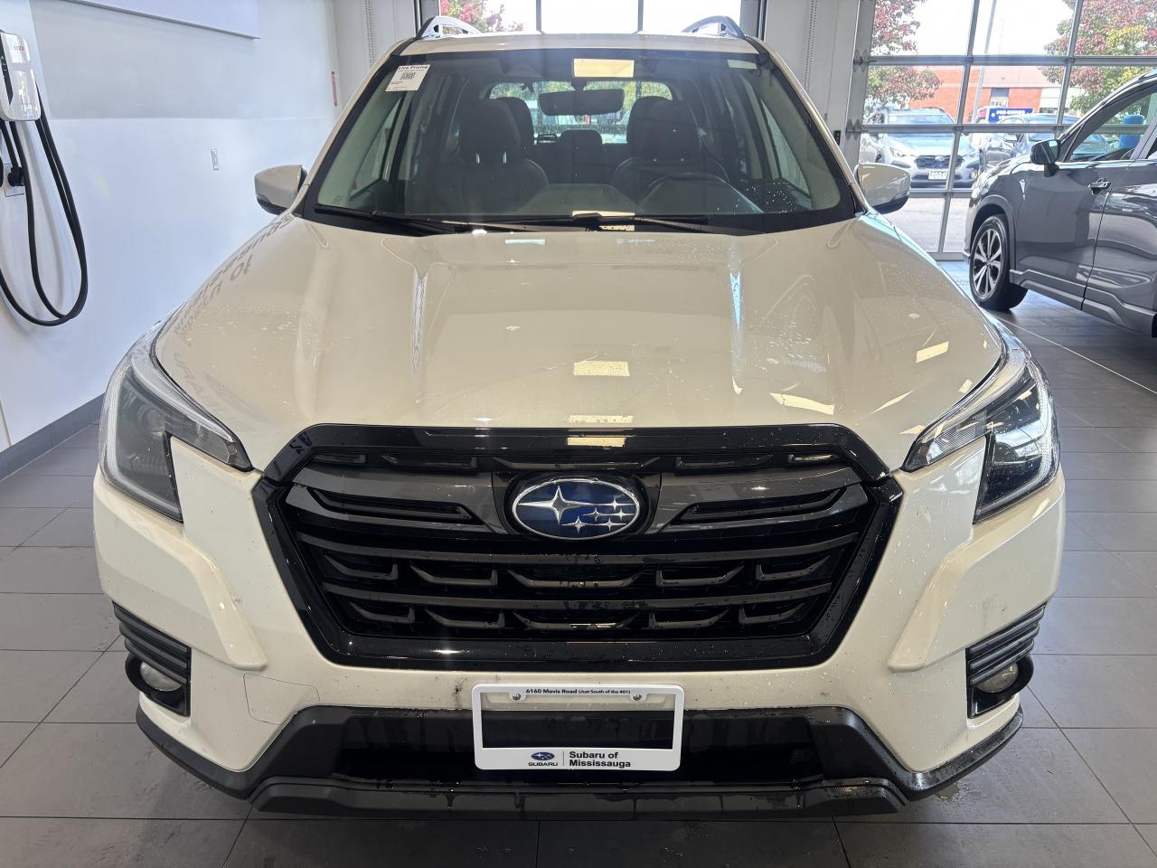 2023 Subaru Forester LIMITED   1 OWNER   LEATHER   NAVI   SUNROOF   AWD Photo