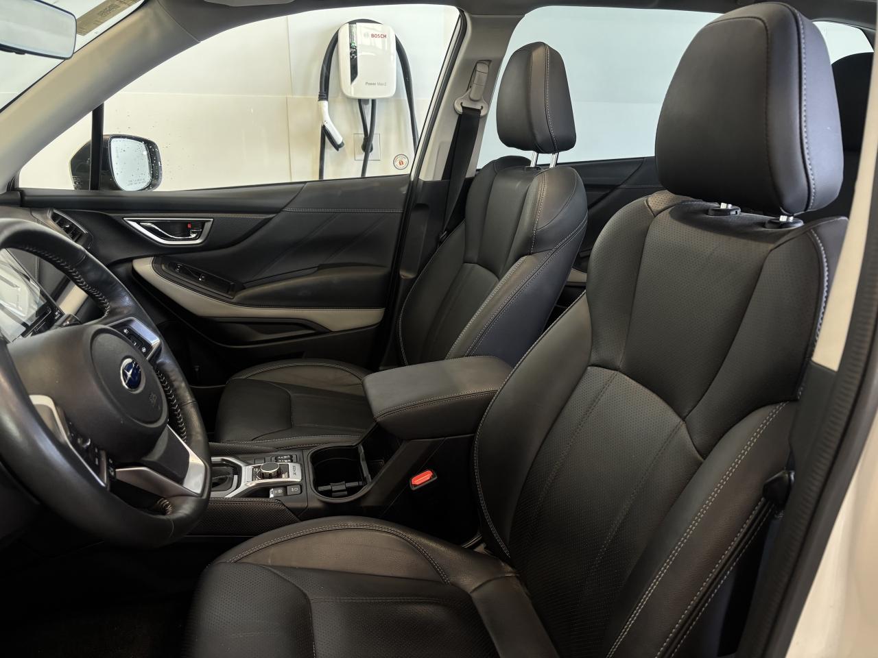 2023 Subaru Forester LIMITED   1 OWNER   LEATHER   NAVI   SUNROOF   AWD Photo