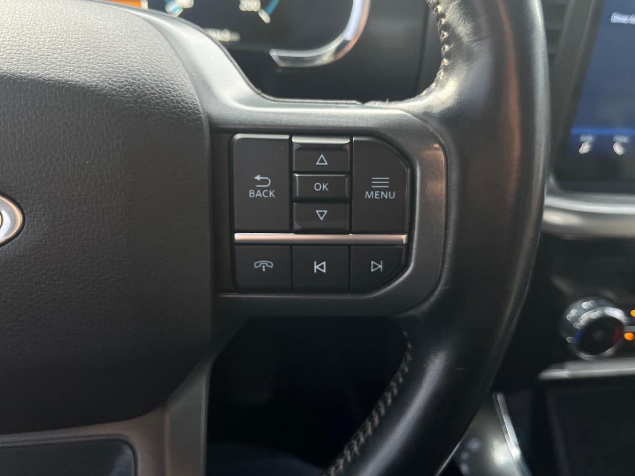 2023 Ford F-150 LARIAT 502A TWIN PANEL SUNROOF Photo