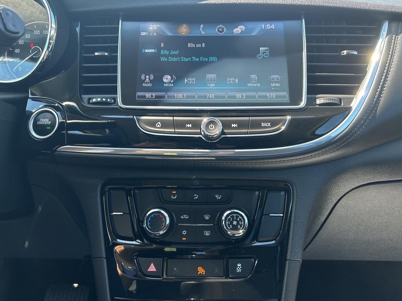 2019 Buick Encore Preferred   54K KMS CALL BELLEVILLE 613-961-8848 Photo