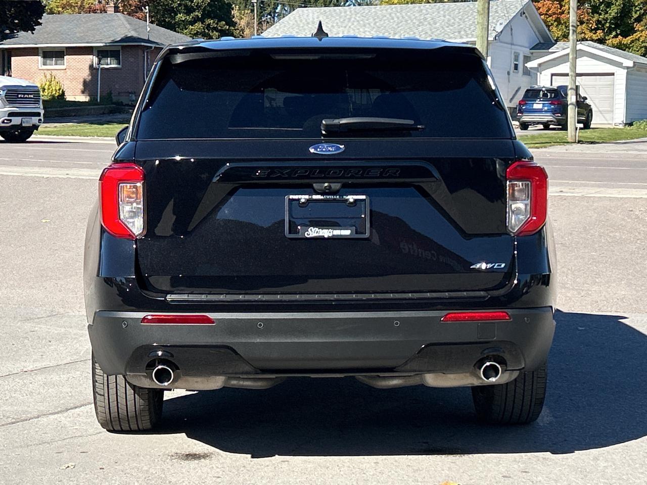 2022 Ford Explorer ST-Line 4X4/REMOTE START/PANO ROOF CALL PICTON 82K Photo