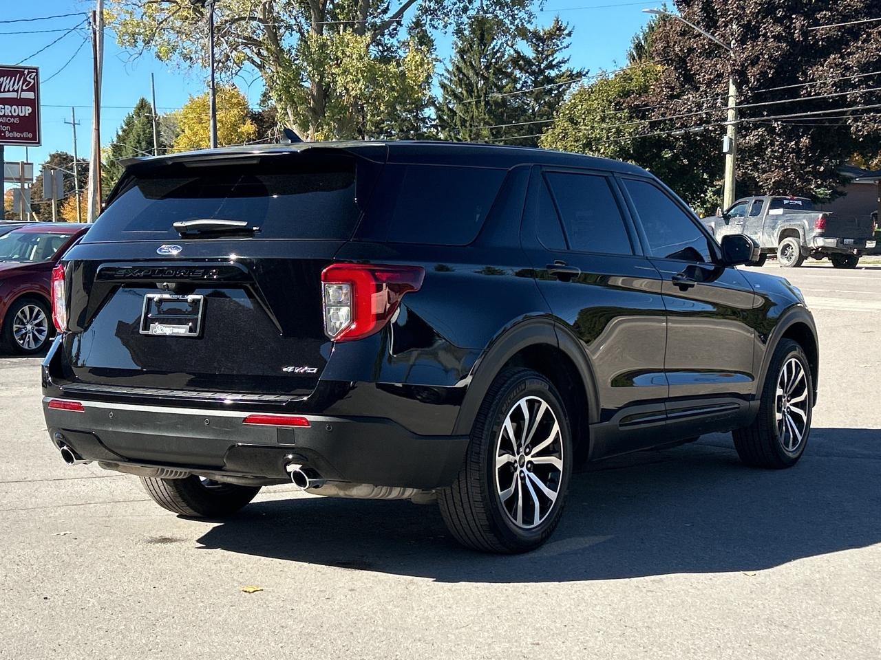 2022 Ford Explorer ST-Line 4X4/REMOTE START/PANO ROOF CALL PICTON 82K Photo4
