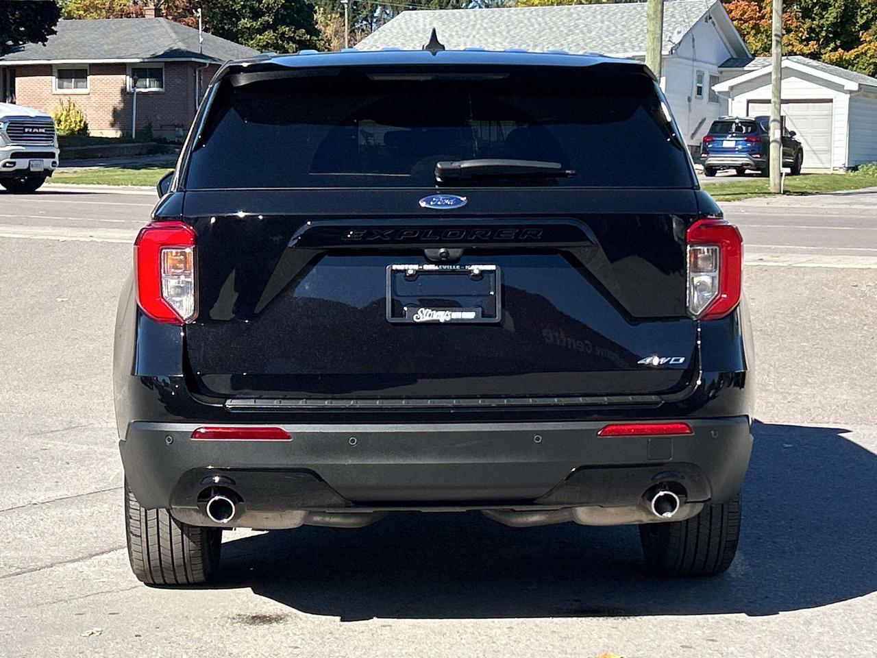 2022 Ford Explorer ST-Line 4X4/LEATHER/NAV/ROOF call NAPANEE Photo