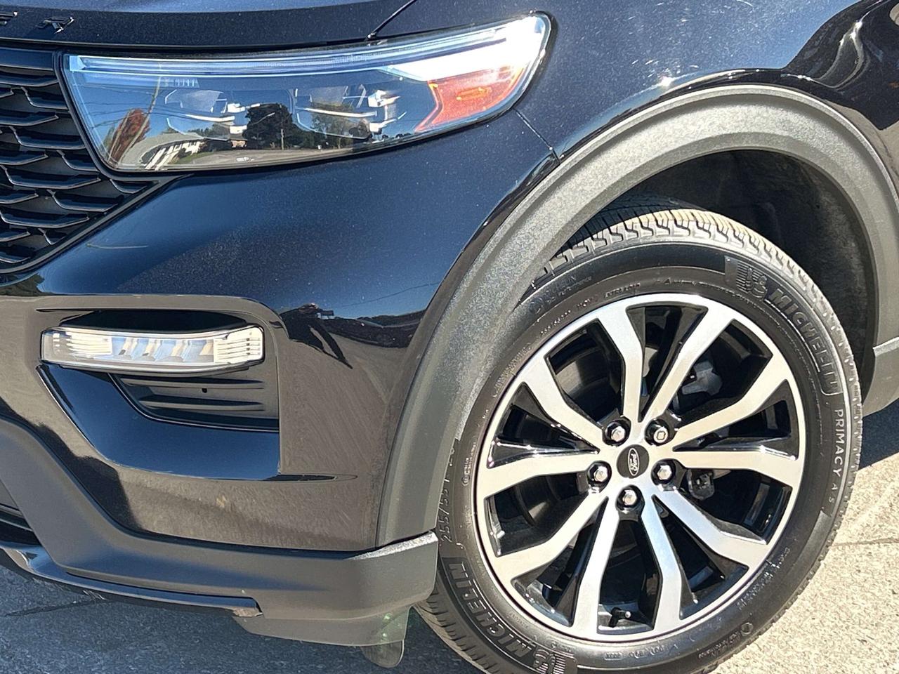 2022 Ford Explorer ST-Line 4X4/LEATHER/NAV/ROOF call NAPANEE Photo