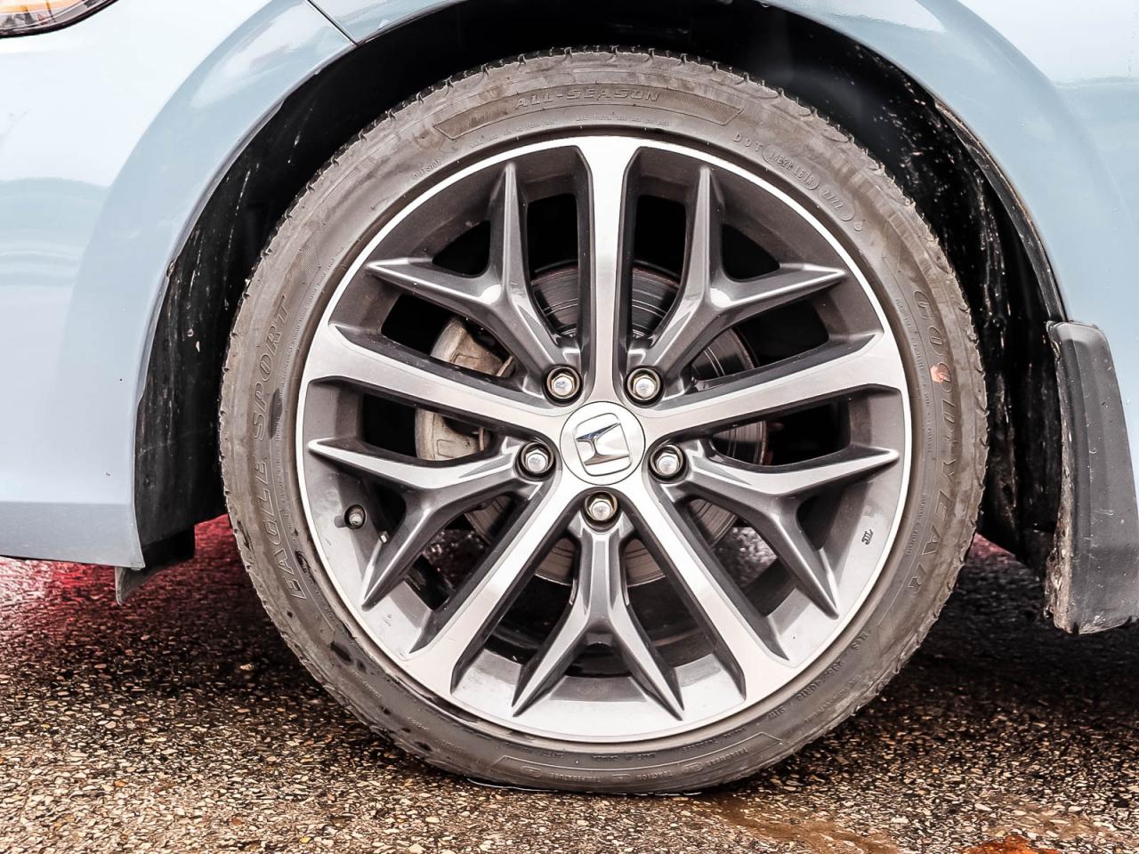 2022 Honda Civic Sedan TOURING   HONDA CERTIFIED   ONE OWNER   CLEAN Photo