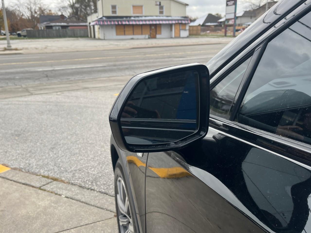 2020 Cadillac XT4 SPORT LOCAL TRADE! Photo