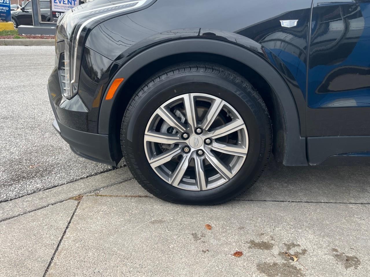 2020 Cadillac XT4 SPORT LOCAL TRADE! Photo