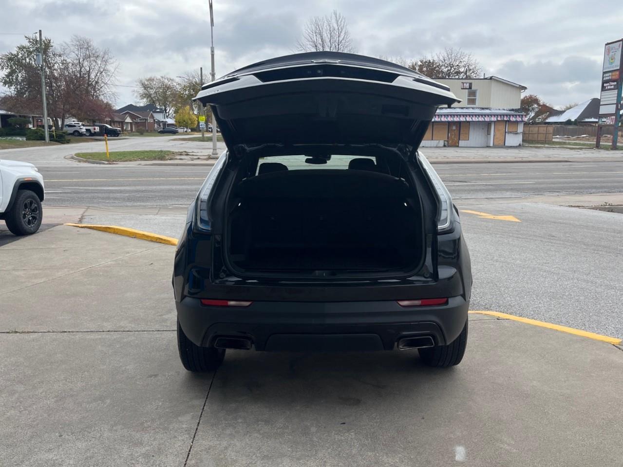 2020 Cadillac XT4 SPORT LOCAL TRADE! Photo