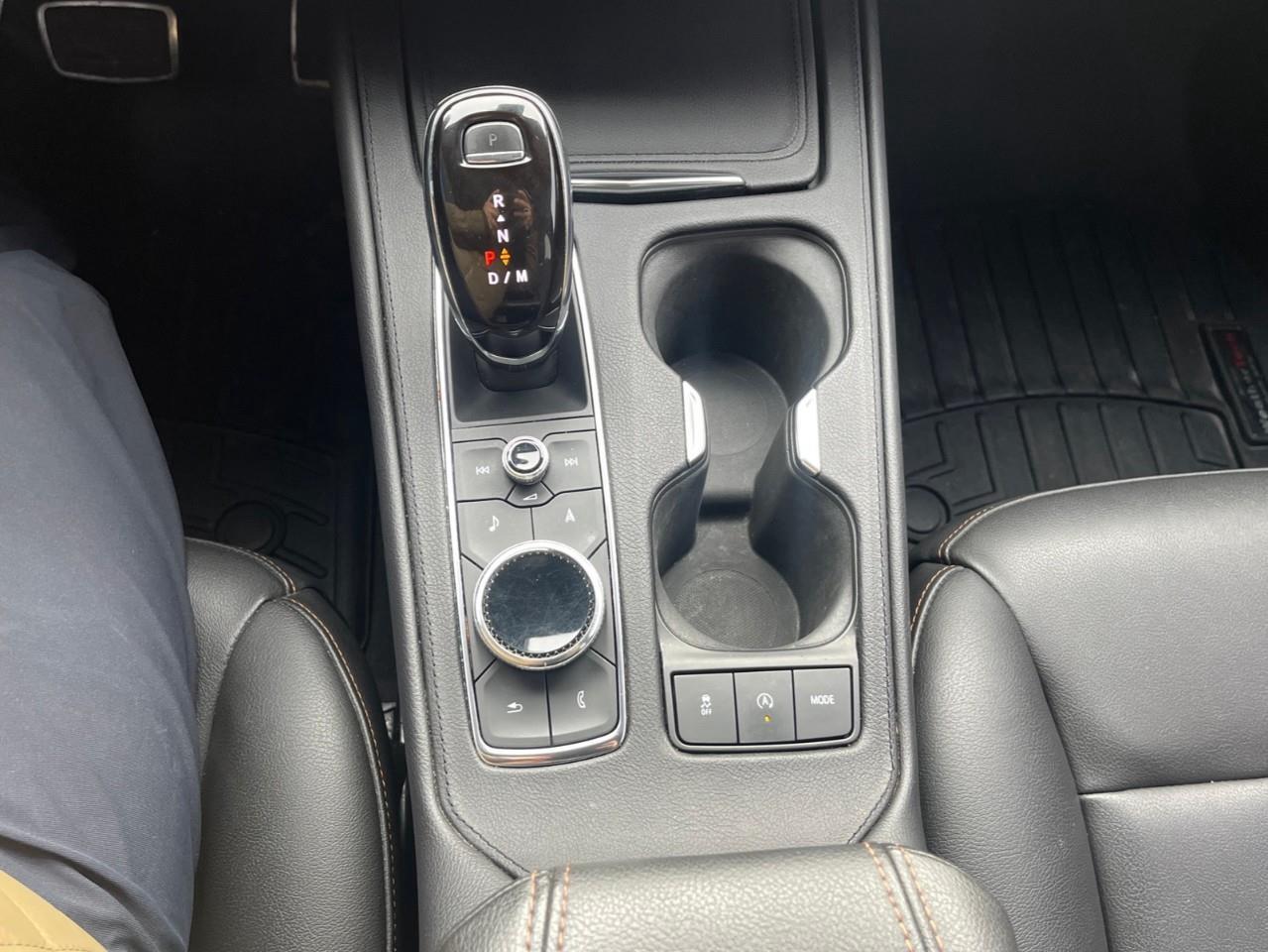 2020 Cadillac XT4 SPORT LOCAL TRADE! Photo