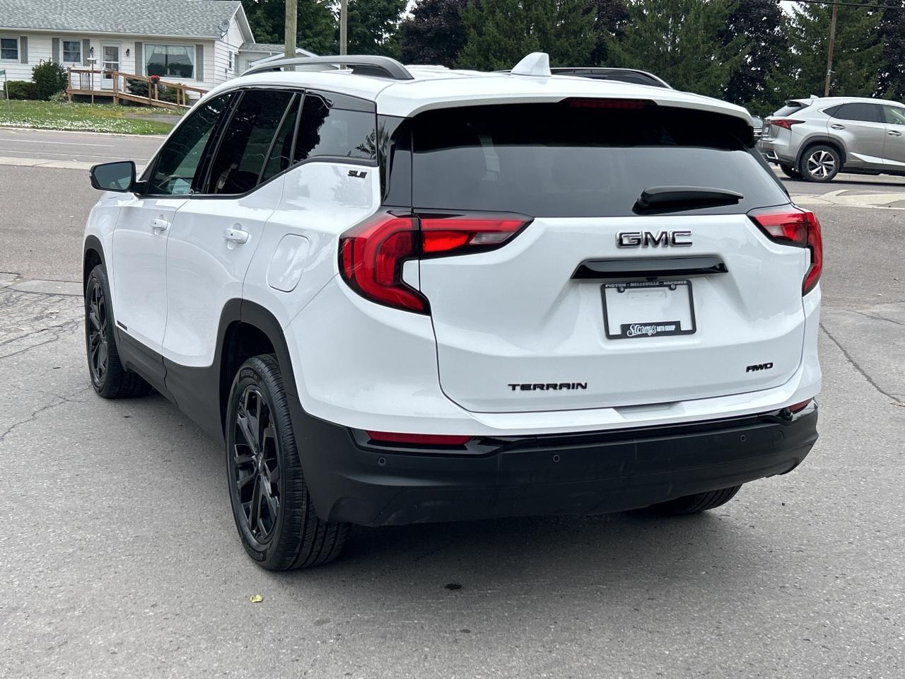 2021 GMC Terrain SLE AWD/ADAPTIVE CRUISE CALL NAPANEE 613-354-2100 Photo2