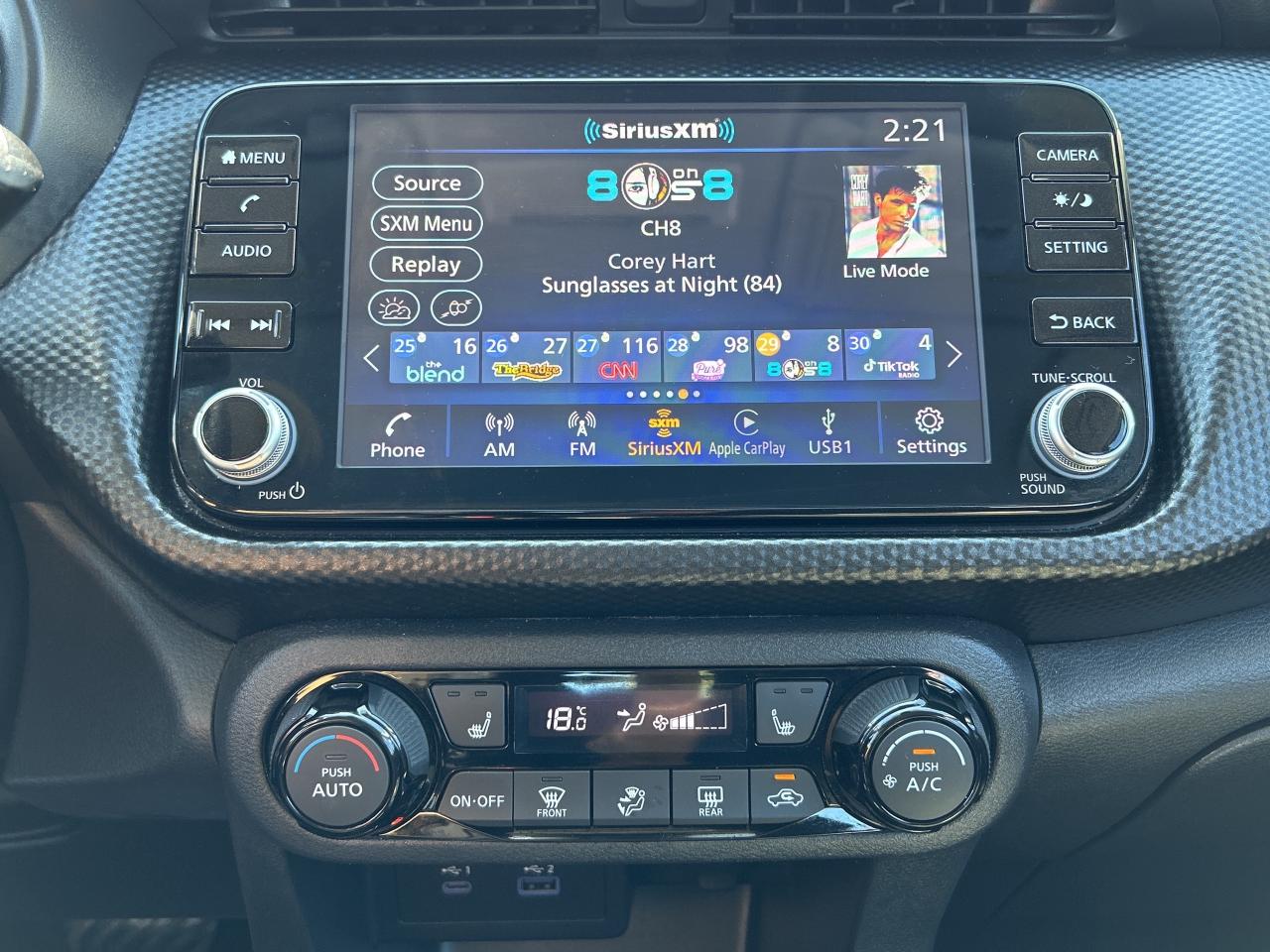 2021 Nissan Kicks SV HEATED SEATS/BACKUP CAM CALL 613*961*8848 Photo