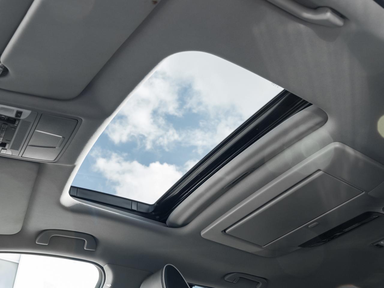 2019 Acura MDX SH-AWD Photo