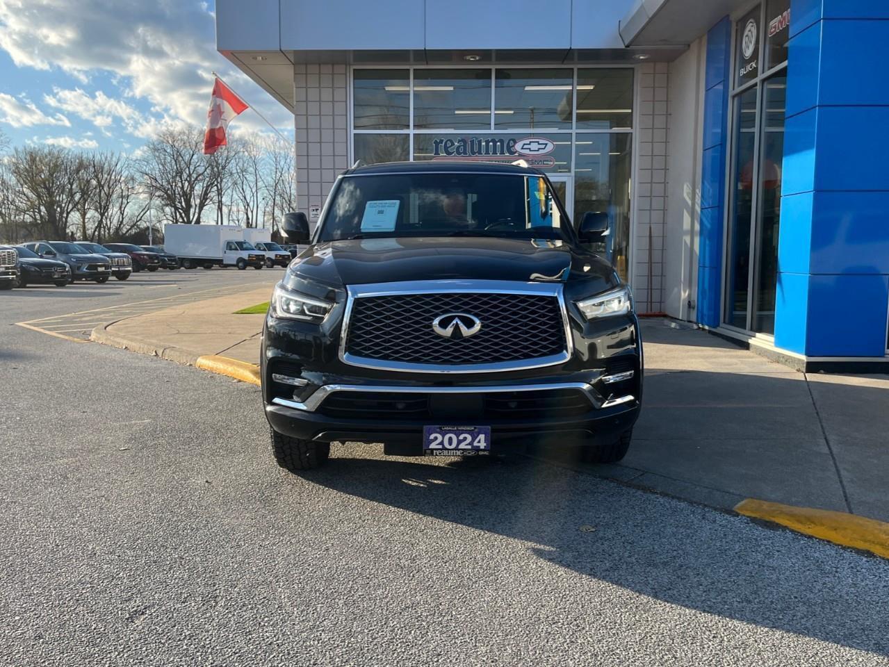 2024 Infiniti QX80 LUXE BEASTLY TRAVELLER WITH ALL THE OPTIONS SAVE B Photo