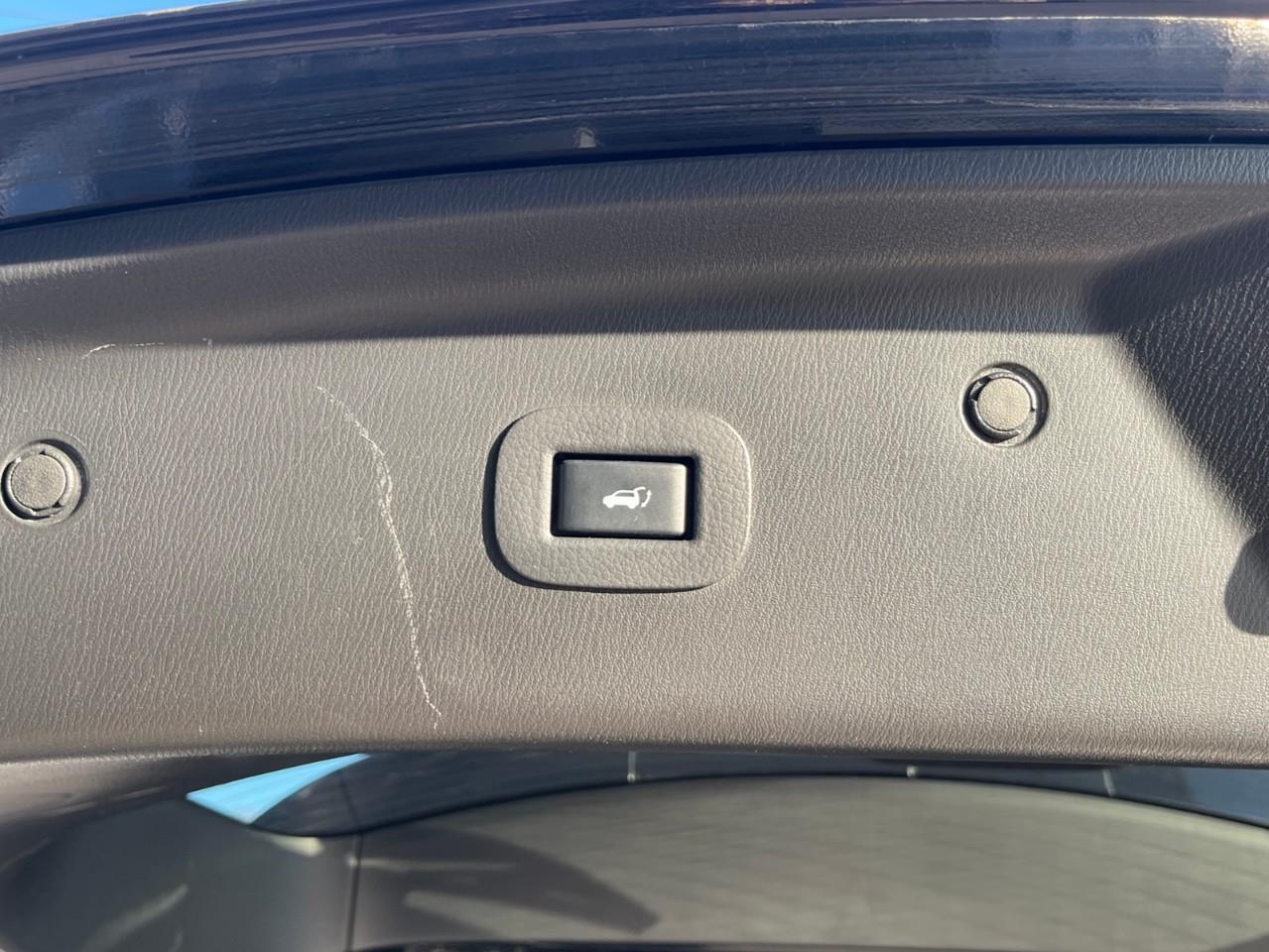 2024 Infiniti QX80 LUXE BEASTLY TRAVELLER WITH ALL THE OPTIONS SAVE B Photo