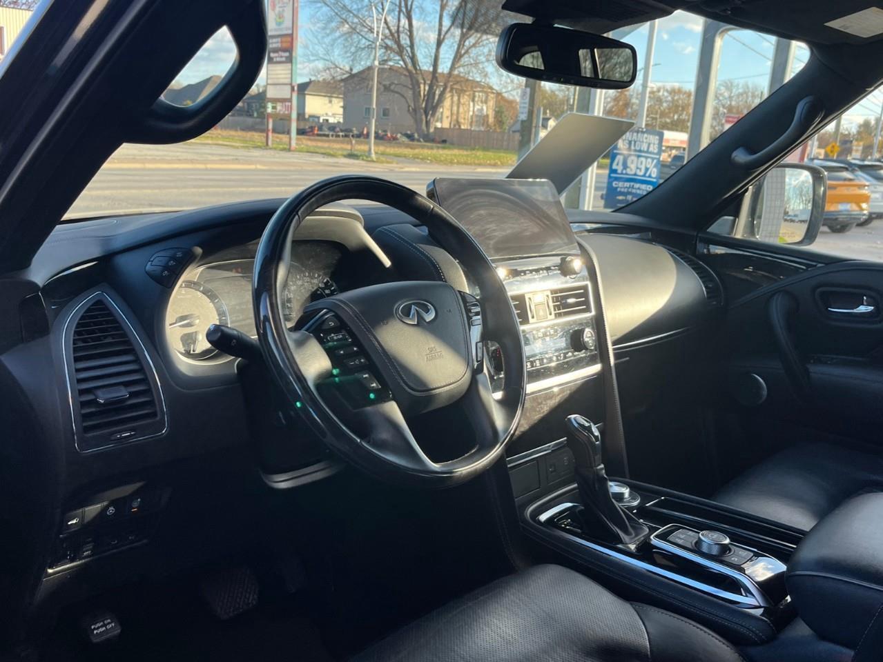 2024 Infiniti QX80 LUXE BEASTLY TRAVELLER WITH ALL THE OPTIONS SAVE B Photo