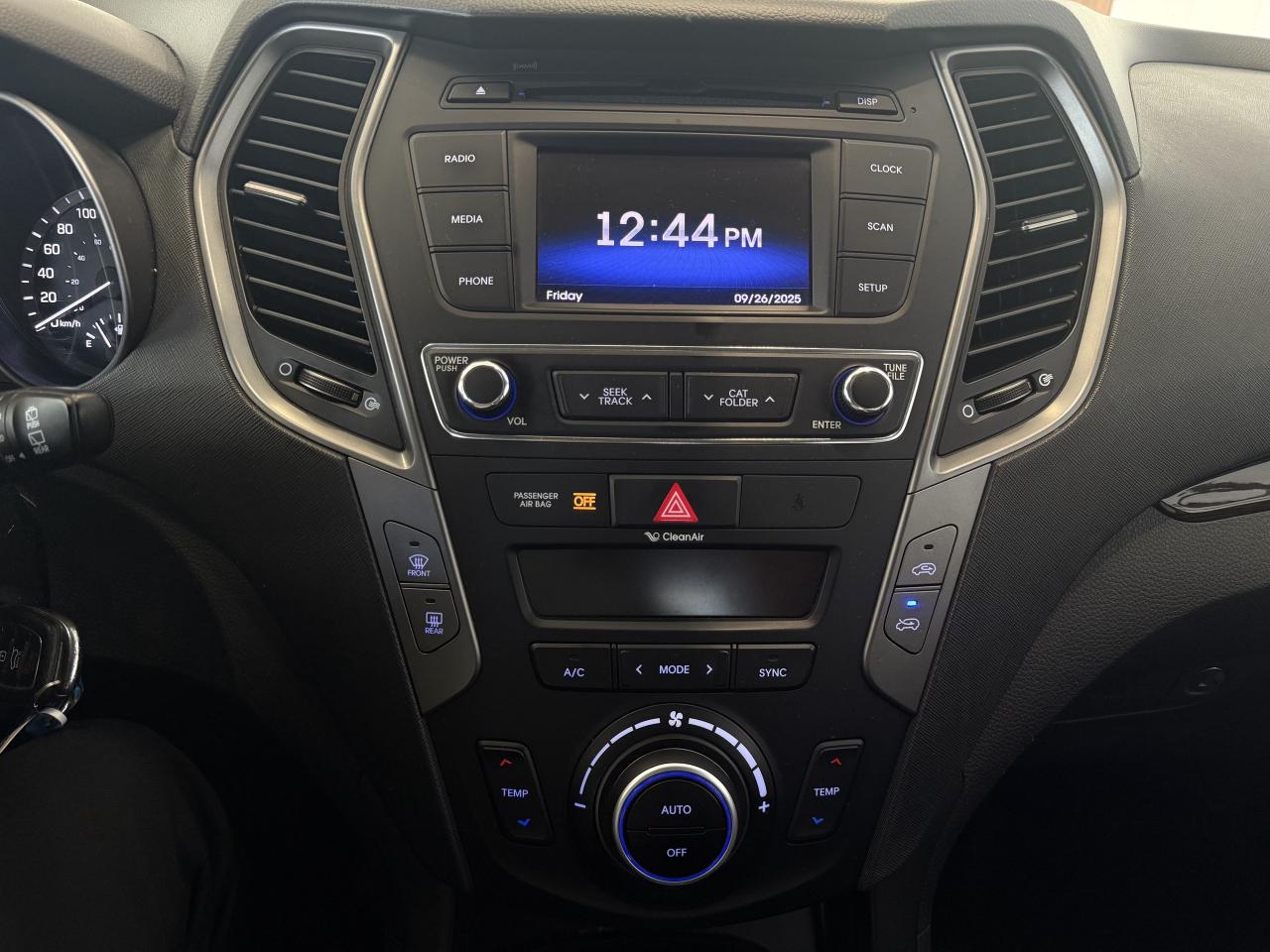 2018 Hyundai Santa Fe Sport SE AWD   1 OWNER   LEATHER   CERTIFIED  BACKUP CAM Photo