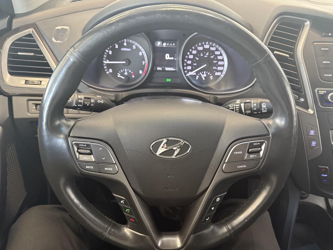 2018 Hyundai Santa Fe Sport SE AWD   1 OWNER   LEATHER   CERTIFIED  BACKUP CAM Photo