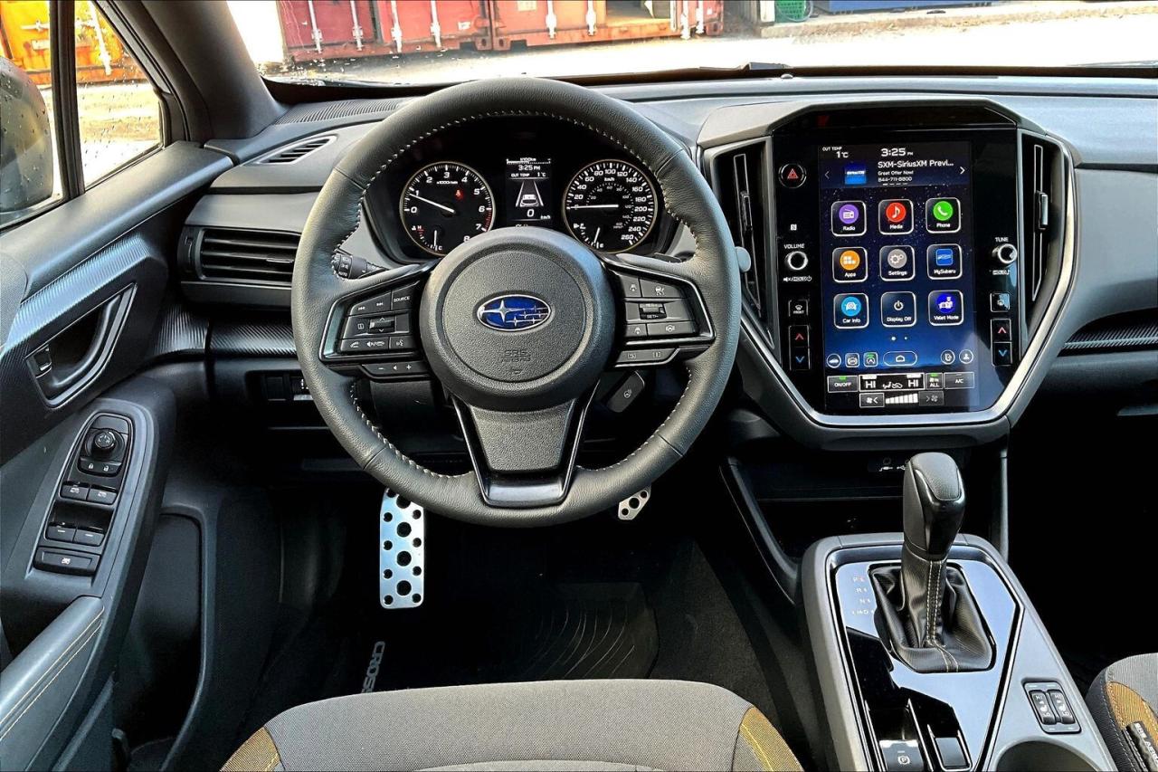 2025 Subaru Crosstrek Onyx AWD - CPO 3.99% FINANCING Photo4
