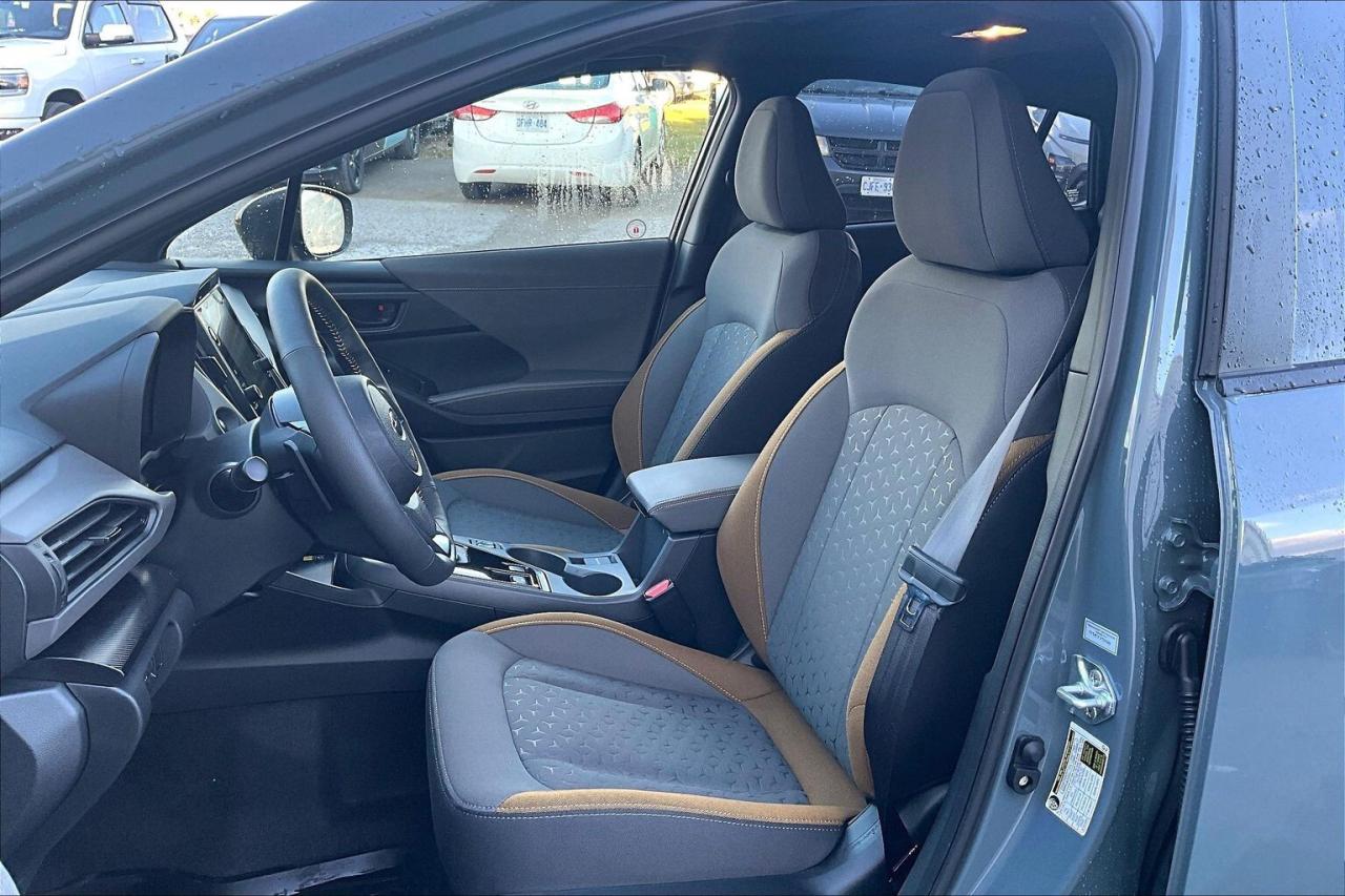 2025 Subaru Crosstrek Onyx AWD - CPO 3.99% FINANCING Photo2