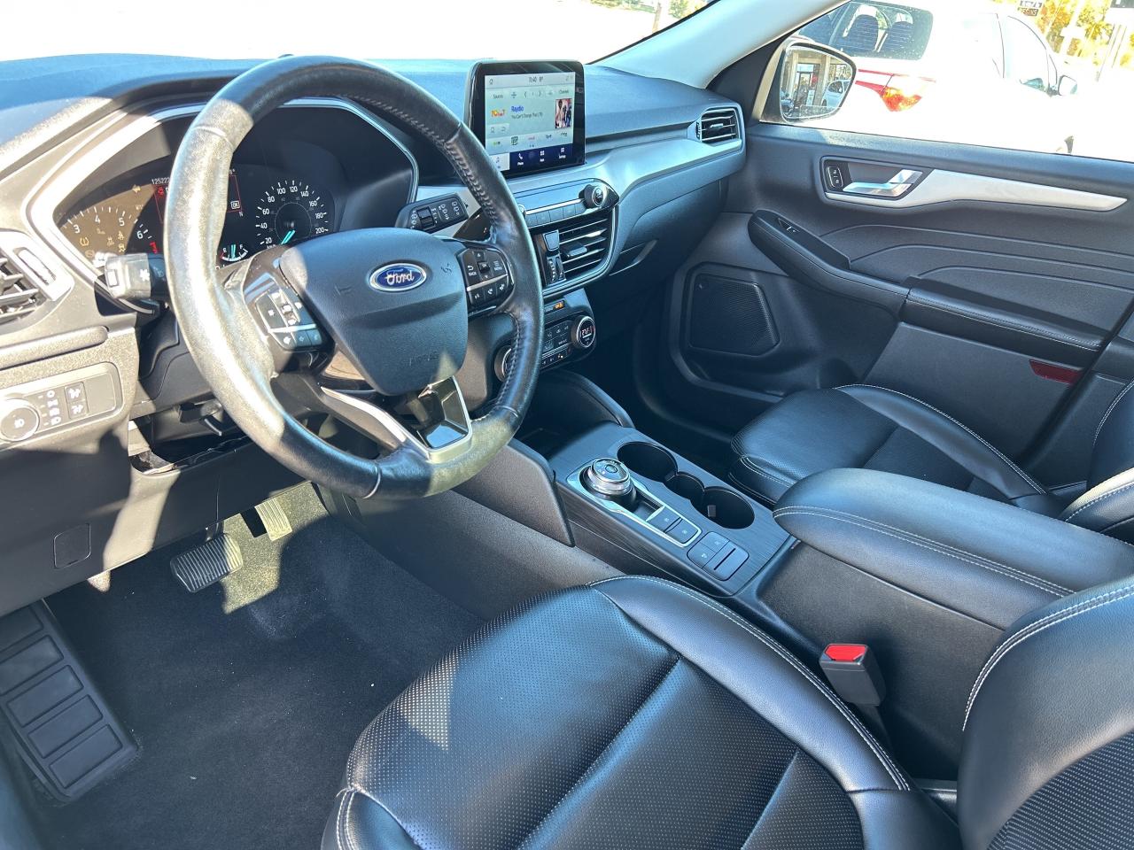 2021 Ford Escape SEL AWD/LEATHER/REMOTE START  CALL NAPANEE 125K KM Photo