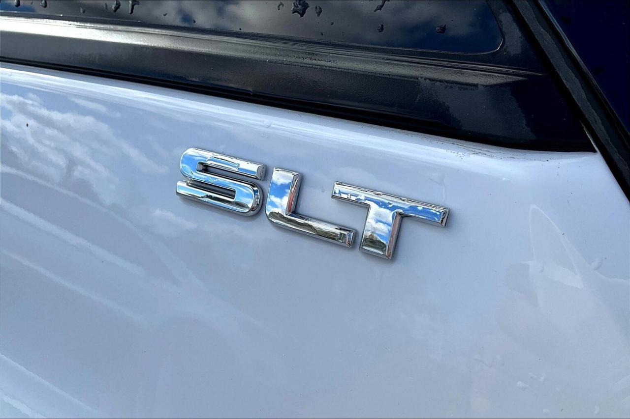 2018 GMC Terrain SLT AWD   Heated Leather Seats   CarPlay/Android Photo