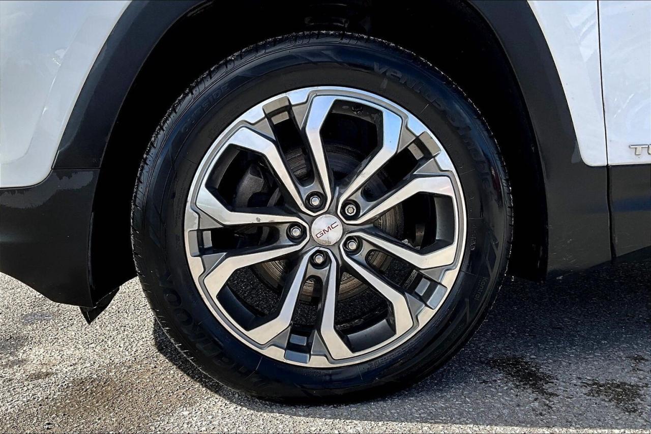 2018 GMC Terrain SLT AWD   Heated Leather Seats   CarPlay/Android Photo