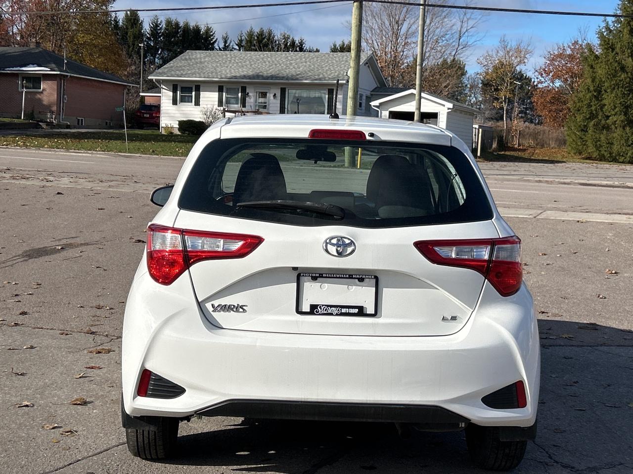 2019 Toyota Yaris LE HEATED SEATS/BACKUP CAMERA CALL PICTON 50K KM'S Photo3