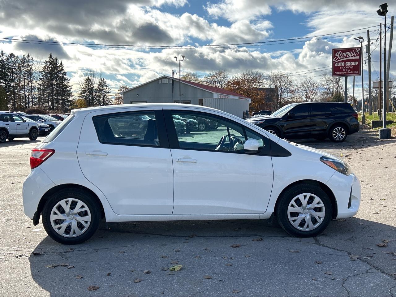 2019 Toyota Yaris LE HEATED SEATS/BACKUP CAMERA CALL PICTON 50K KM'S Photo