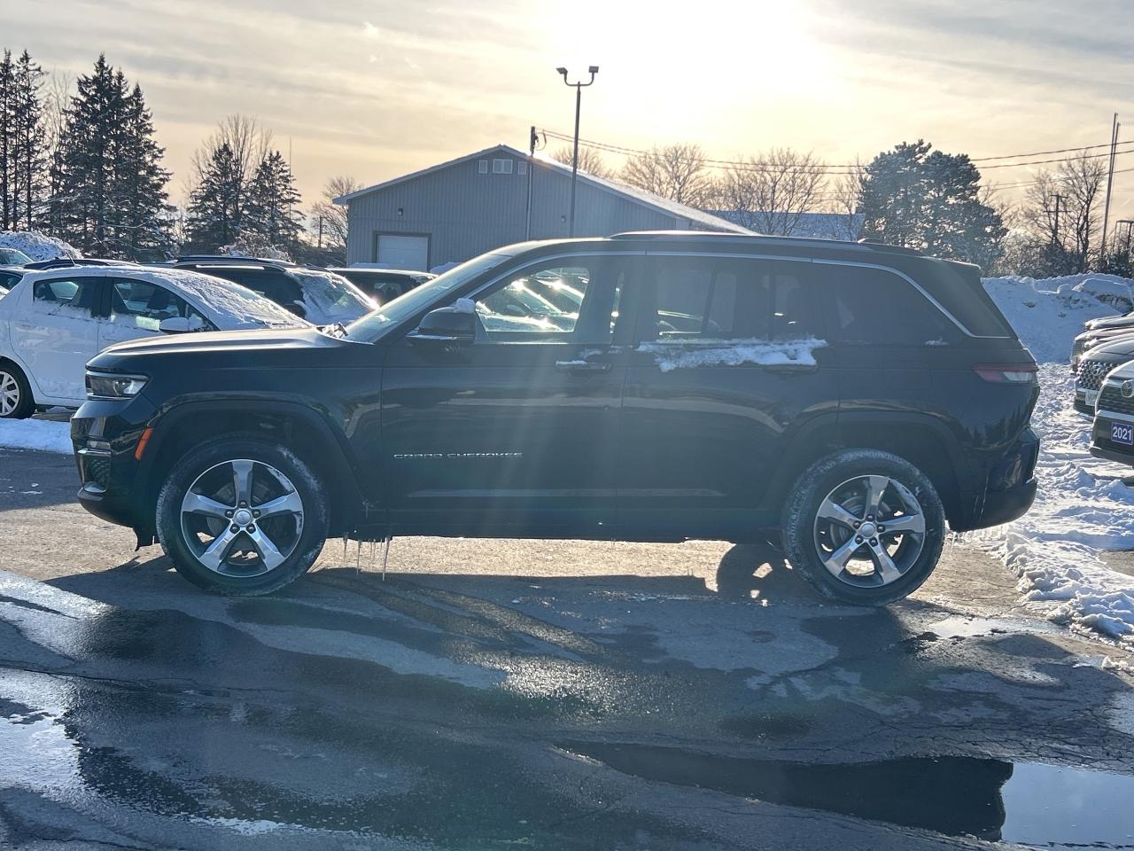 2022 Jeep Grand Cherokee Limited FULLY LOADED!!! CALL PICTON 84K KM'S Photo