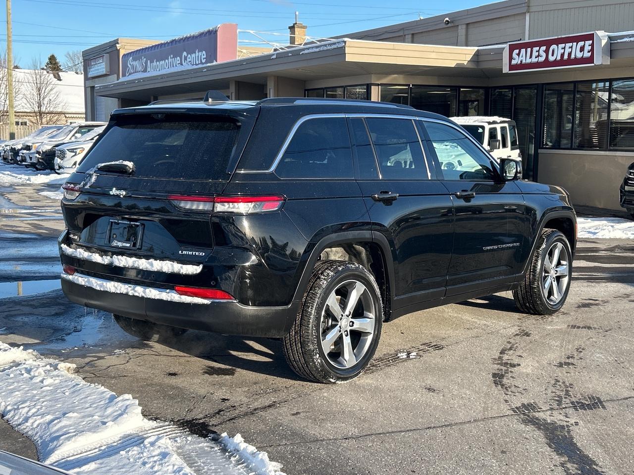 2022 Jeep Grand Cherokee Limited FULLY LOADED!!! CALL PICTON 84K KM'S Photo4