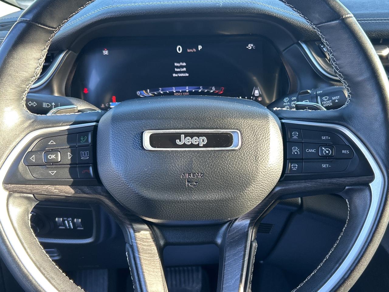 2022 Jeep Grand Cherokee Limited FULLY LOADED!!! CALL PICTON 84K KM'S Photo