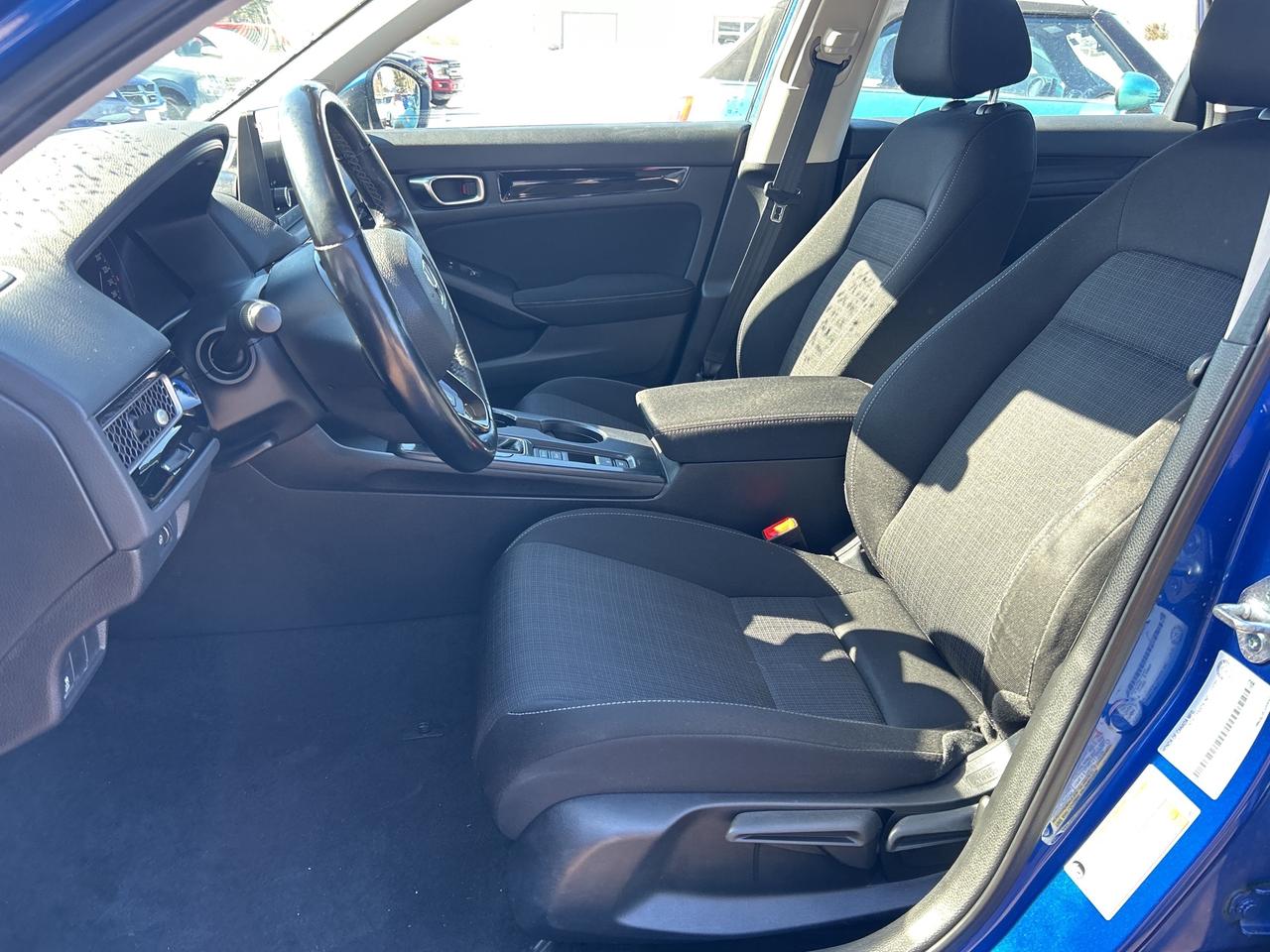 2022 Honda Civic Sedan EX/ROOF/HTD SEATS-WHEEL CALL NAPANEE 613-354-2100 Photo